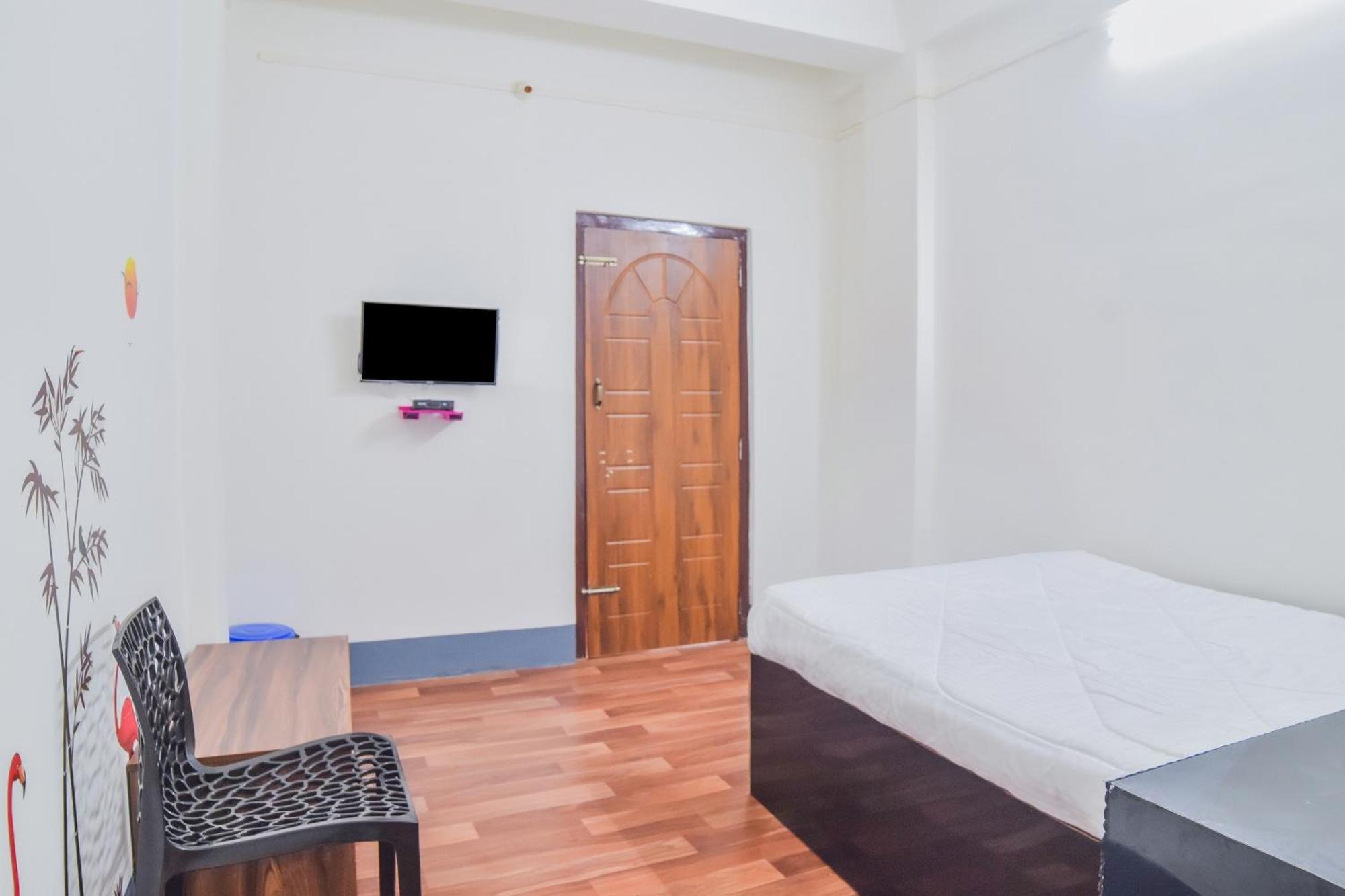 Hotel O Dc Lodge Kaharpara エクステリア 写真