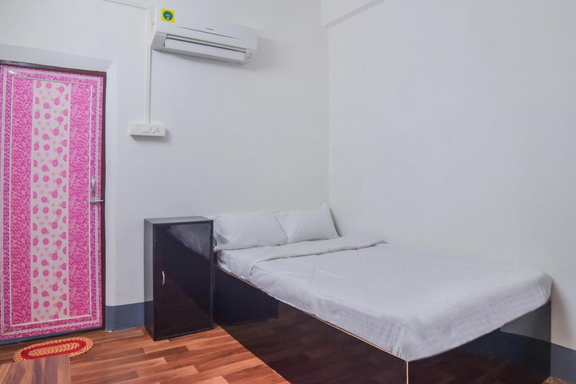 Hotel O Dc Lodge Kaharpara エクステリア 写真