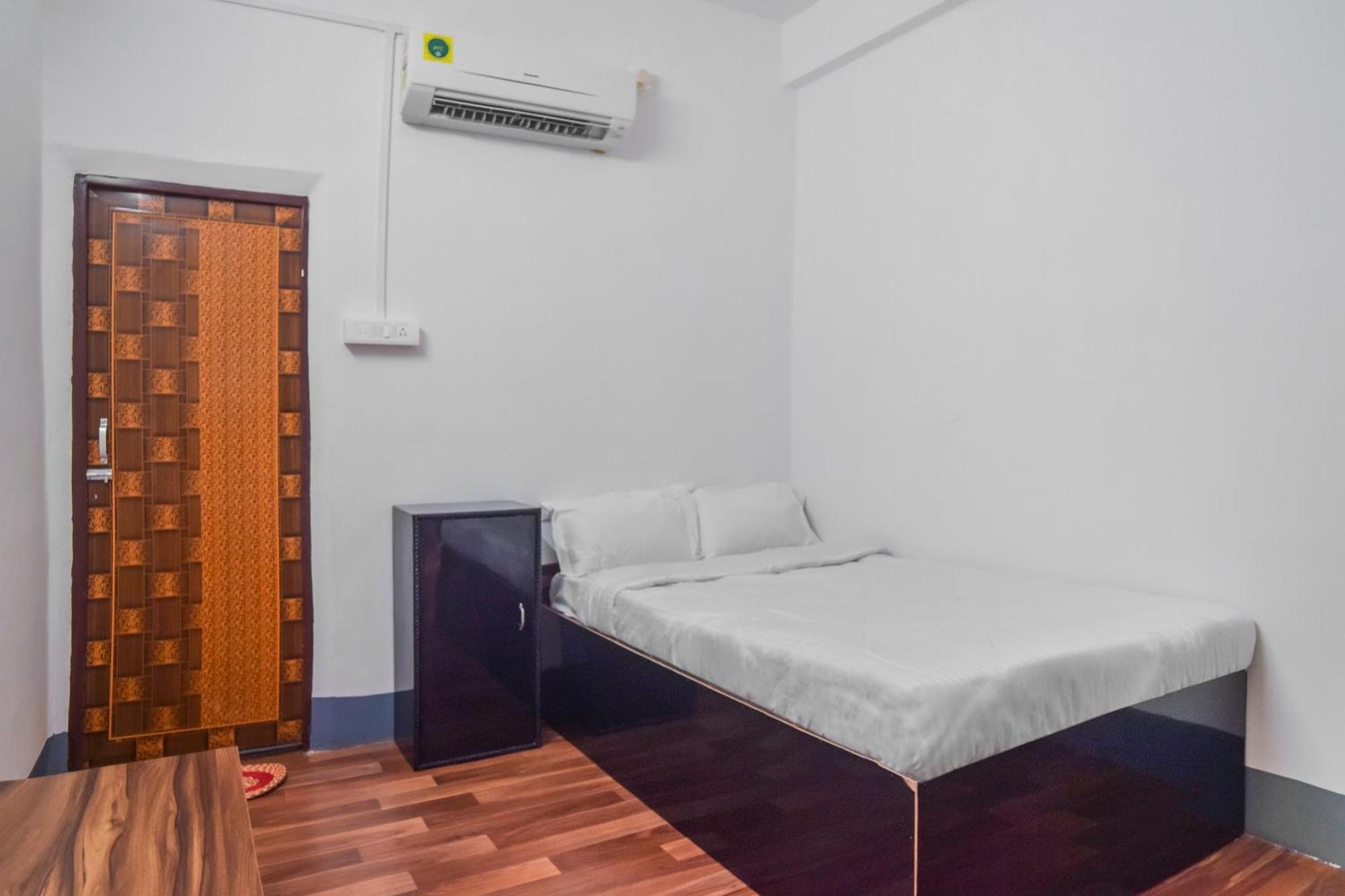Hotel O Dc Lodge Kaharpara エクステリア 写真